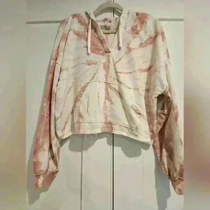 So Lounge Life Women’s Pink Tie Dye Cropped Sweatshirt Hoodie